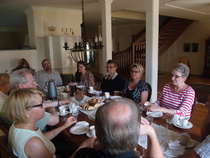 Sukutapaaminen Kajaanin Kuluntalahdessa, Mirja ja Arto Okkosella